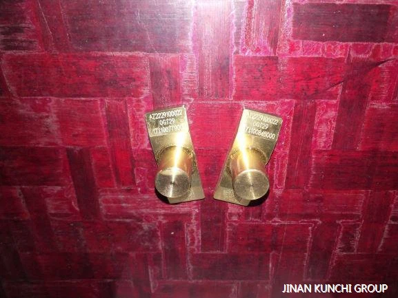 Sinotruk HOWO 19710/19712 Fork Pendulum Block AZ2229100042