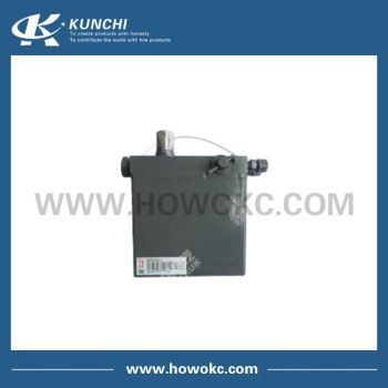 Sinotruk HOWO A7 Hydraulic Hand Pump / Lift Pump WG9925823002